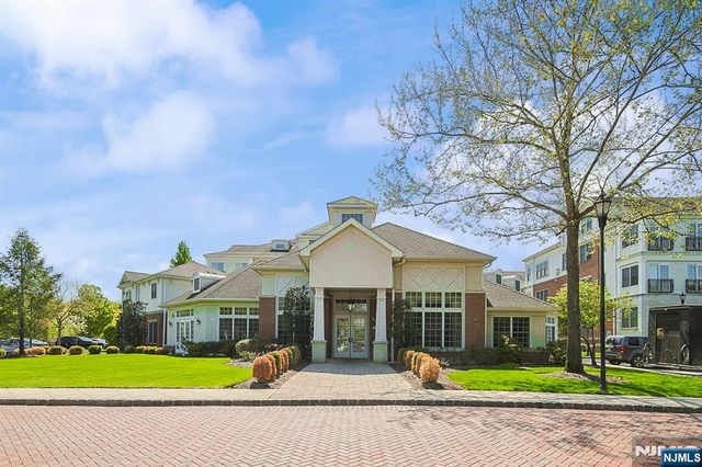 1302 The Plaza 1302, Tenafly, NJ 07670