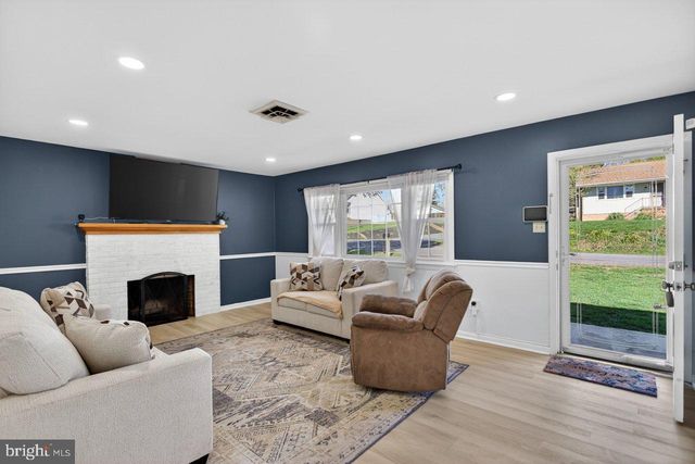 5092 DOGWOOD DR, Mount Jackson, VA 22842