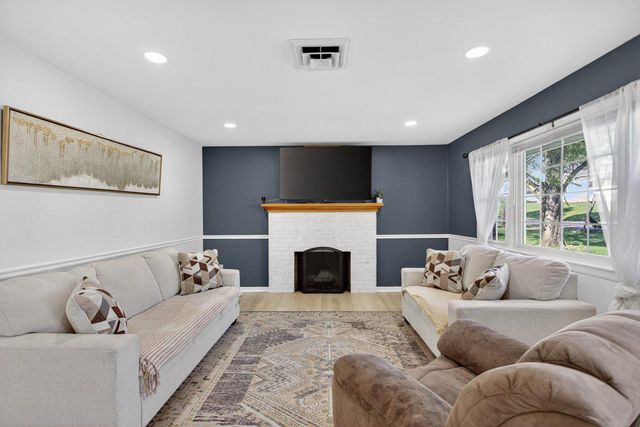 5092 DOGWOOD DR, Mount Jackson, VA 22842