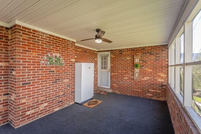 5092 DOGWOOD DR, Mount Jackson, VA 22842