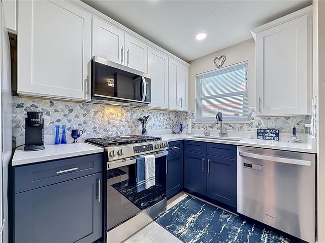 3018 59TH STREET S 103, Gulfport, FL 33707