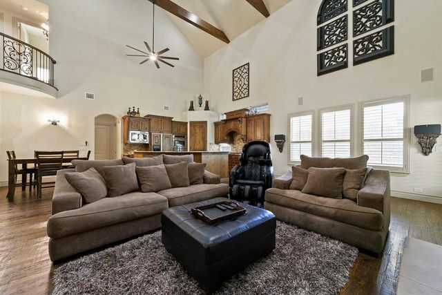 6719 Springwood Lane, Garland, TX 75044