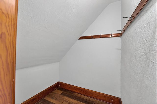 920 Grove AVENUE, Racine, WI 53405