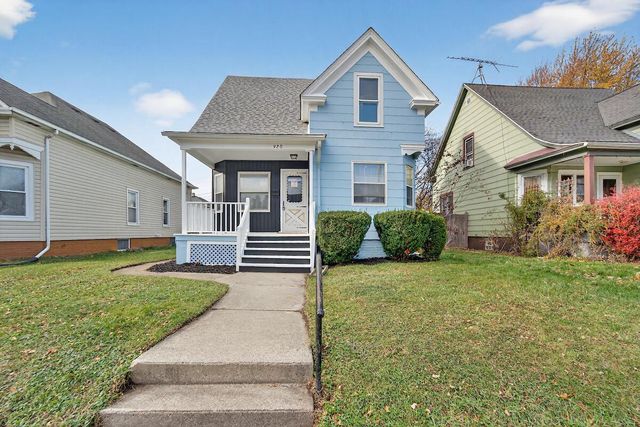 920 Grove AVENUE, Racine, WI 53405