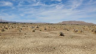 Dinkey Ave, Rosamond, CA 93560