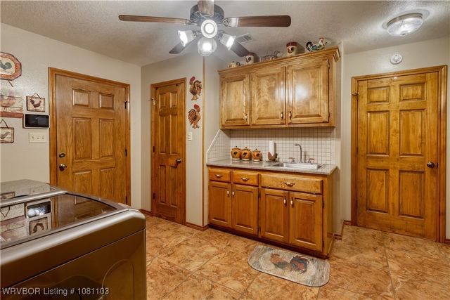 62 N Kibler Highway, Alma, AR 72921