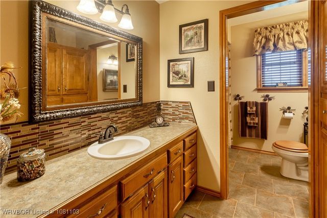 62 N Kibler Highway, Alma, AR 72921