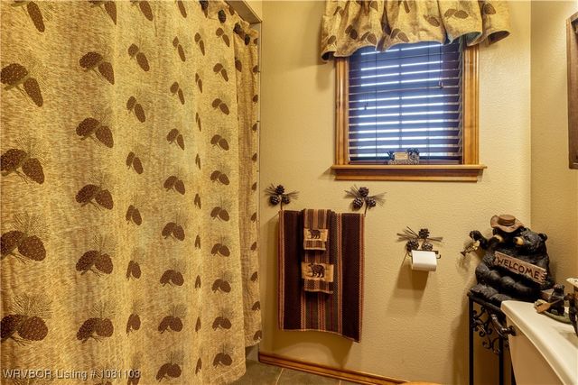 62 N Kibler Highway, Alma, AR 72921