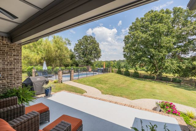 7300 Stirrup Ln, Fairview, TN 37062
