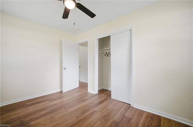 8157 Glass RD, Hayes, VA 23072