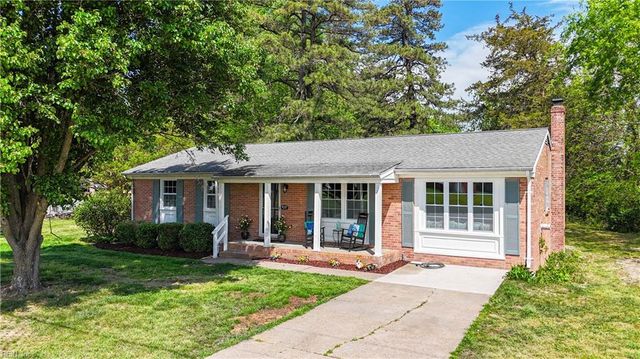 8157 Glass RD, Hayes, VA 23072