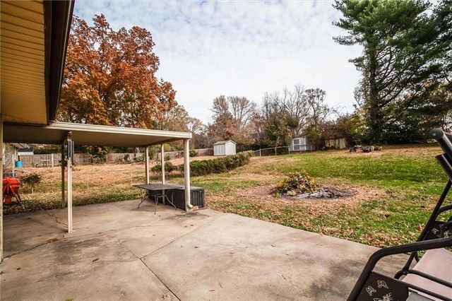 2935 N 64th Street, Kansas City, KS 66104