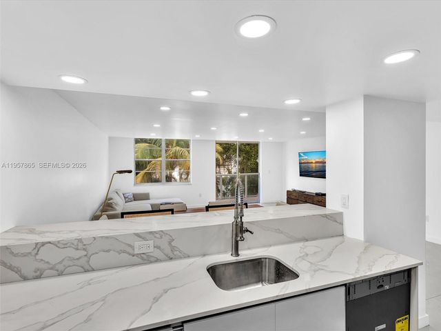 10000 W Bay Harbor Dr 201, Bay Harbor Islands, FL 33154