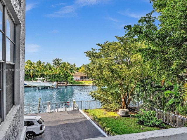10000 W Bay Harbor Dr 201, Bay Harbor Islands, FL 33154