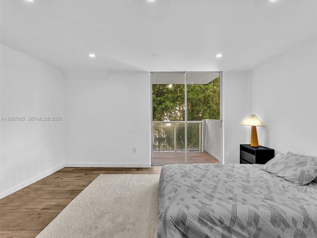 10000 W Bay Harbor Dr 201, Bay Harbor Islands, FL 33154