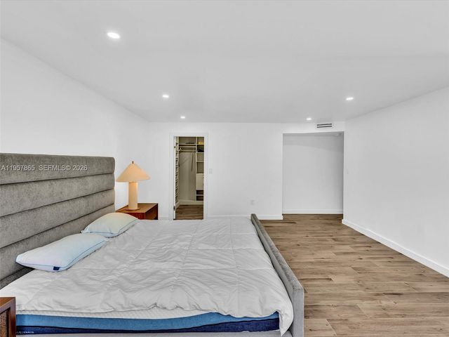 10000 W Bay Harbor Dr 201, Bay Harbor Islands, FL 33154