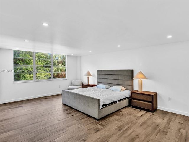 10000 W Bay Harbor Dr 201, Bay Harbor Islands, FL 33154