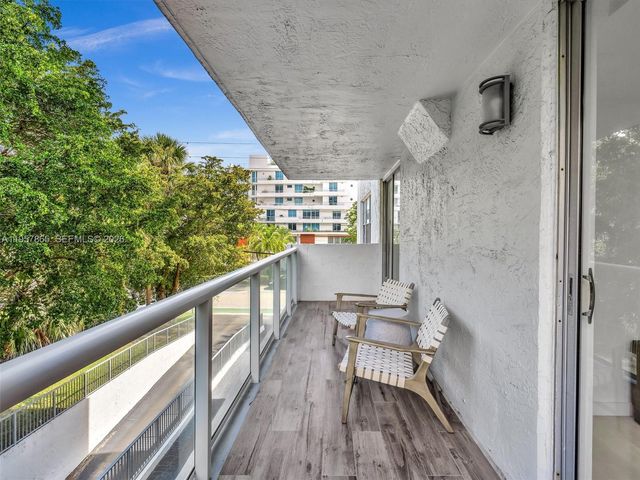 10000 W Bay Harbor Dr 201, Bay Harbor Islands, FL 33154