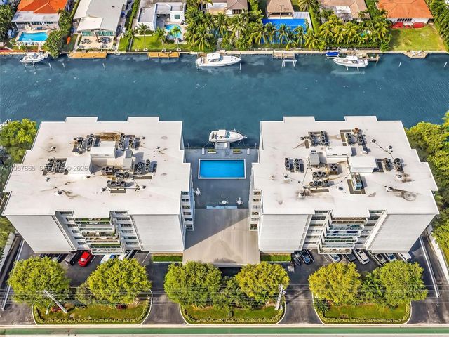 10000 W Bay Harbor Dr 201, Bay Harbor Islands, FL 33154