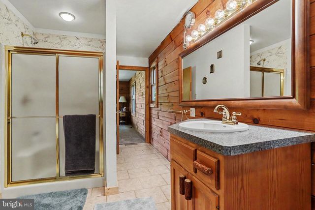 1093 GOSHEN MILL RD, Peach Bottom, PA 17563