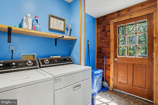 1093 GOSHEN MILL RD, Peach Bottom, PA 17563