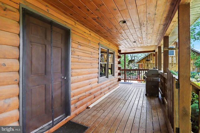 1093 GOSHEN MILL RD, Peach Bottom, PA 17563