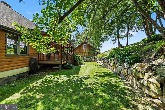 1093 GOSHEN MILL RD, Peach Bottom, PA 17563