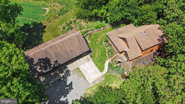 1093 GOSHEN MILL RD, Peach Bottom, PA 17563