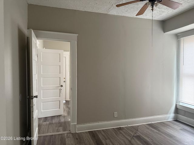 736 Dearborn Ave, Louisville, KY 40211