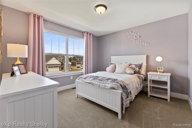 52041 Wellington Valley Drive, Macomb, MI 48042