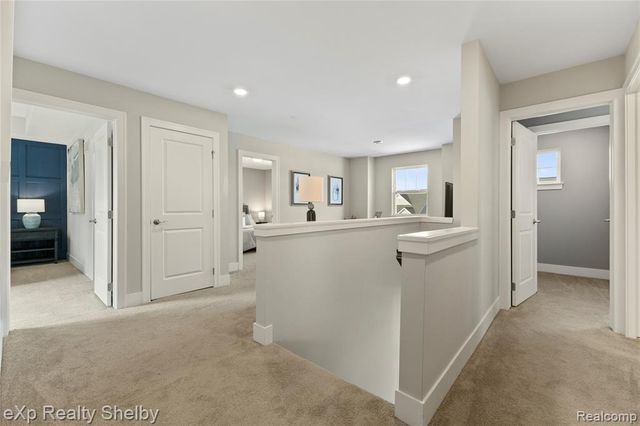 52041 Wellington Valley Drive, Macomb, MI 48042