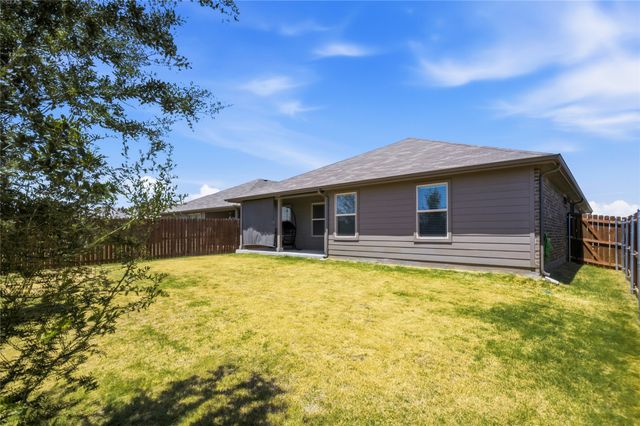 320 Sculptors Crossing, Springtown, TX 76082