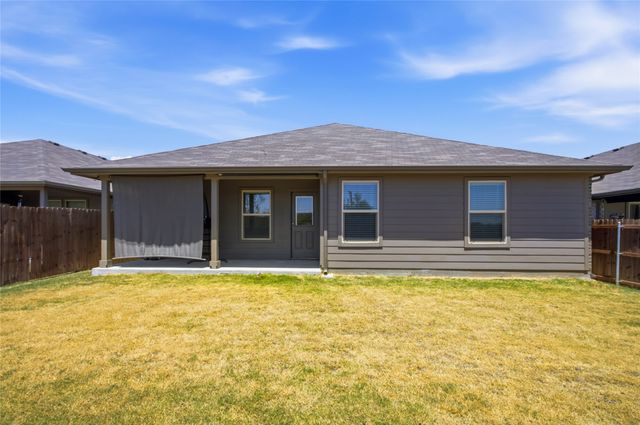 320 Sculptors Crossing, Springtown, TX 76082