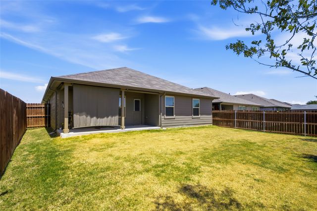 320 Sculptors Crossing, Springtown, TX 76082