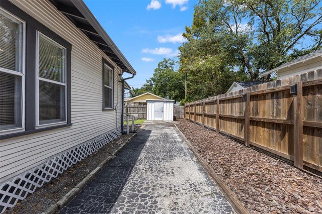 303 W CURTIS STREET, Tampa, FL 33603