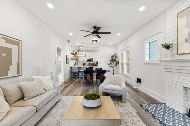 303 W CURTIS STREET, Tampa, FL 33603