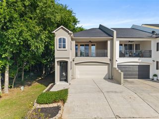 121 Capetown Lane, Conroe, TX 77356