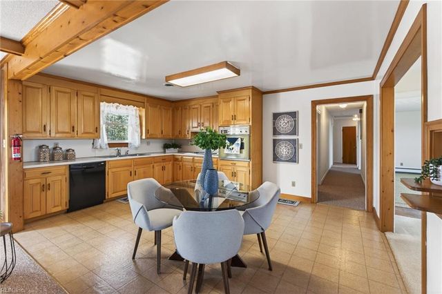 16290 Trump Town RD, Windsor, VA 23487