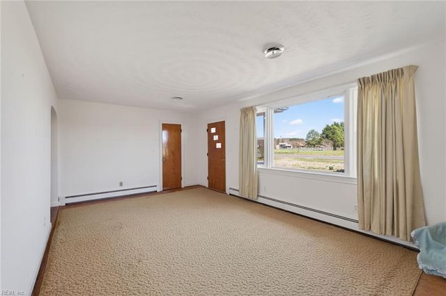 16290 Trump Town RD, Windsor, VA 23487