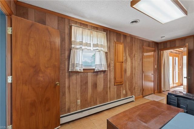 16290 Trump Town RD, Windsor, VA 23487