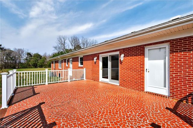 16290 Trump Town RD, Windsor, VA 23487