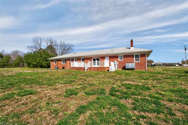 16290 Trump Town RD, Windsor, VA 23487