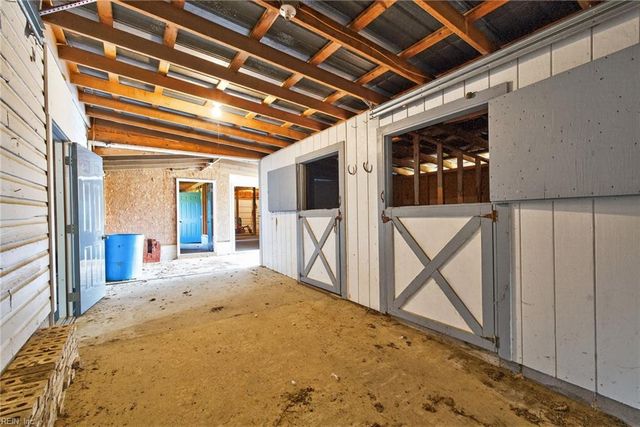 16290 Trump Town RD, Windsor, VA 23487