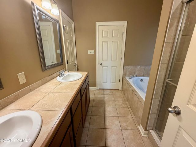 212 Chevalier Boulevard, Lafayette, LA 70503