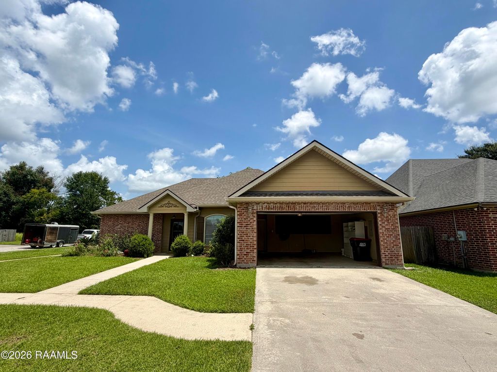 212 Chevalier Boulevard, Lafayette, LA 70503
