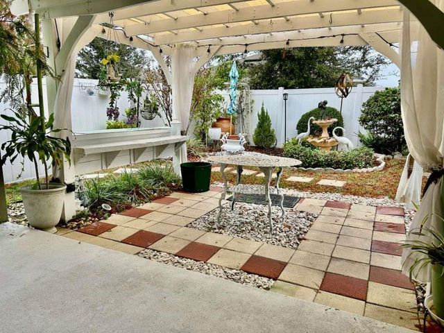 10214 MANGROVE WELL ROAD, Sun City Center, FL 33573