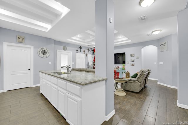 107 Nazareth St, Rio Grande City, TX 78582