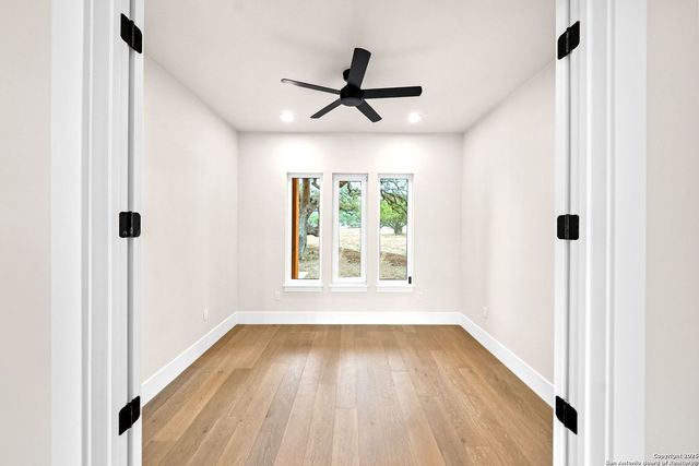 1583 Palomino Springs, Bandera, TX 78003