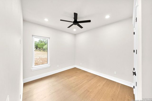 1583 Palomino Springs, Bandera, TX 78003