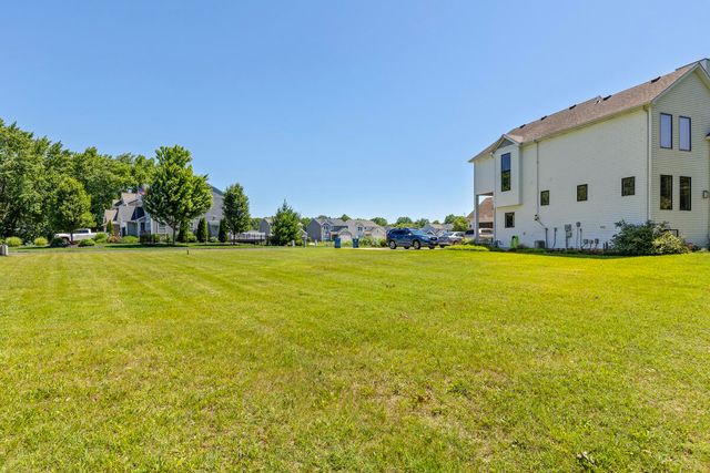 578 Swan River Drive, Benton Harbor, MI 49022